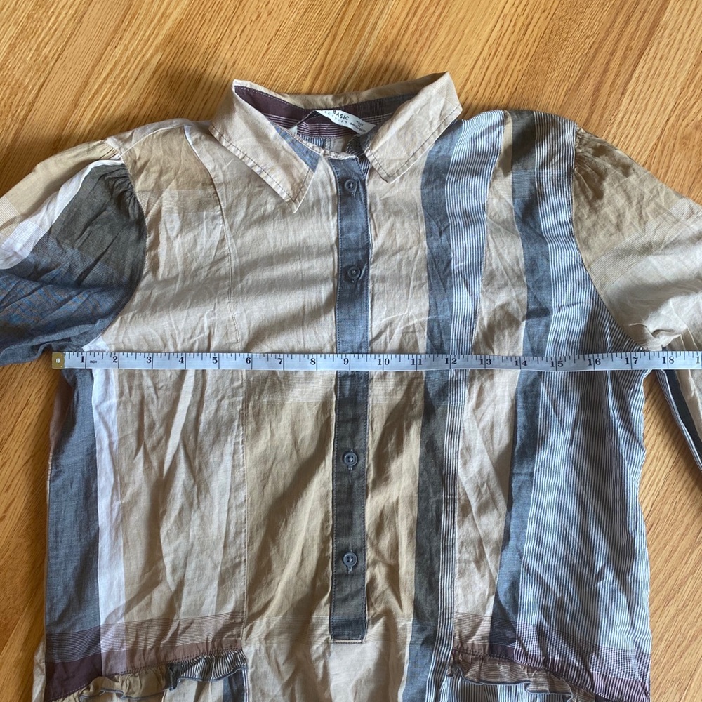 Zara Basic Button Up Ruffle Tunic - Picture 7 of 8